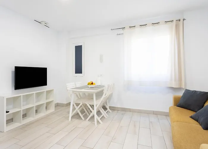 Home2book Cozy Cruz Urban Center *