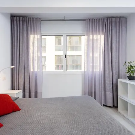Home2book Cozy Cruz Urban Center سانتا كروز دي تينيريف