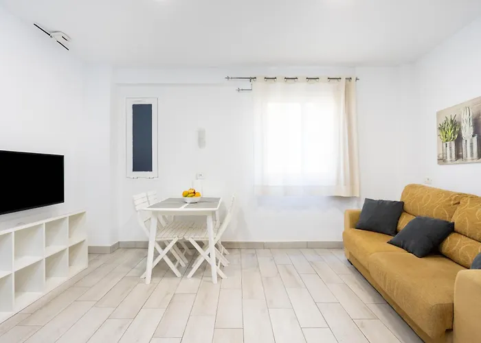 Home2book Cozy Cruz Urban Center *